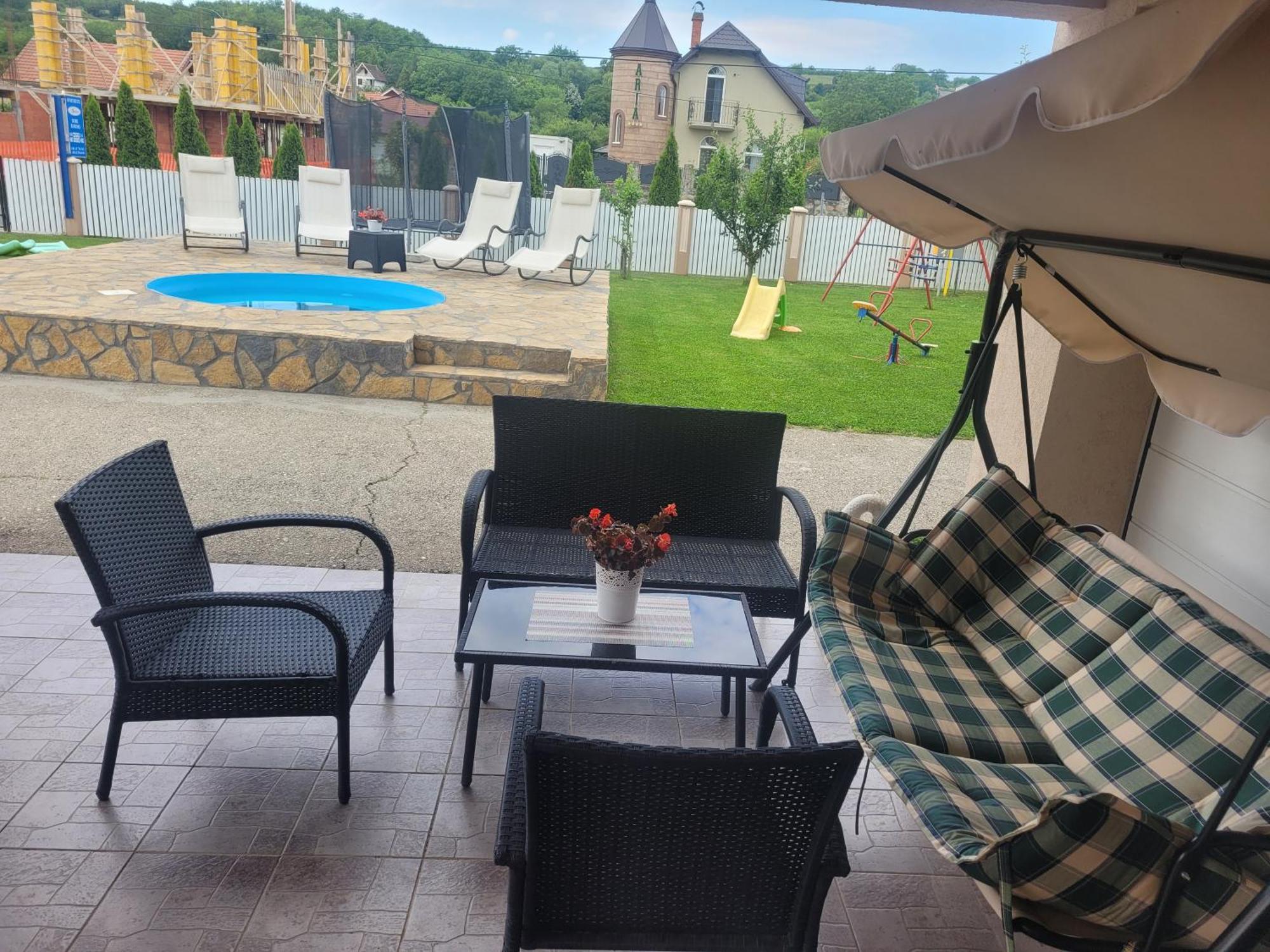 Apartmani Apolon Vrdnik Exterior photo